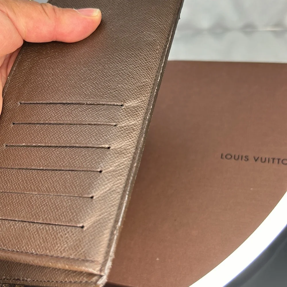 Louis Vuitton LOUIS VUITTON Wallet